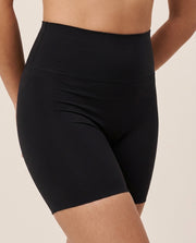 The Silhouette Short